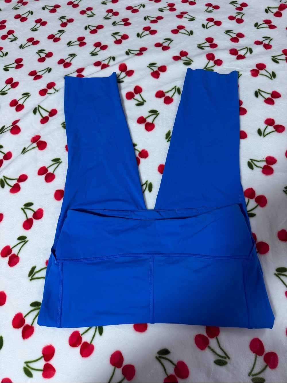 Lululemon Free to Speed Crops - Picture 2 of 5